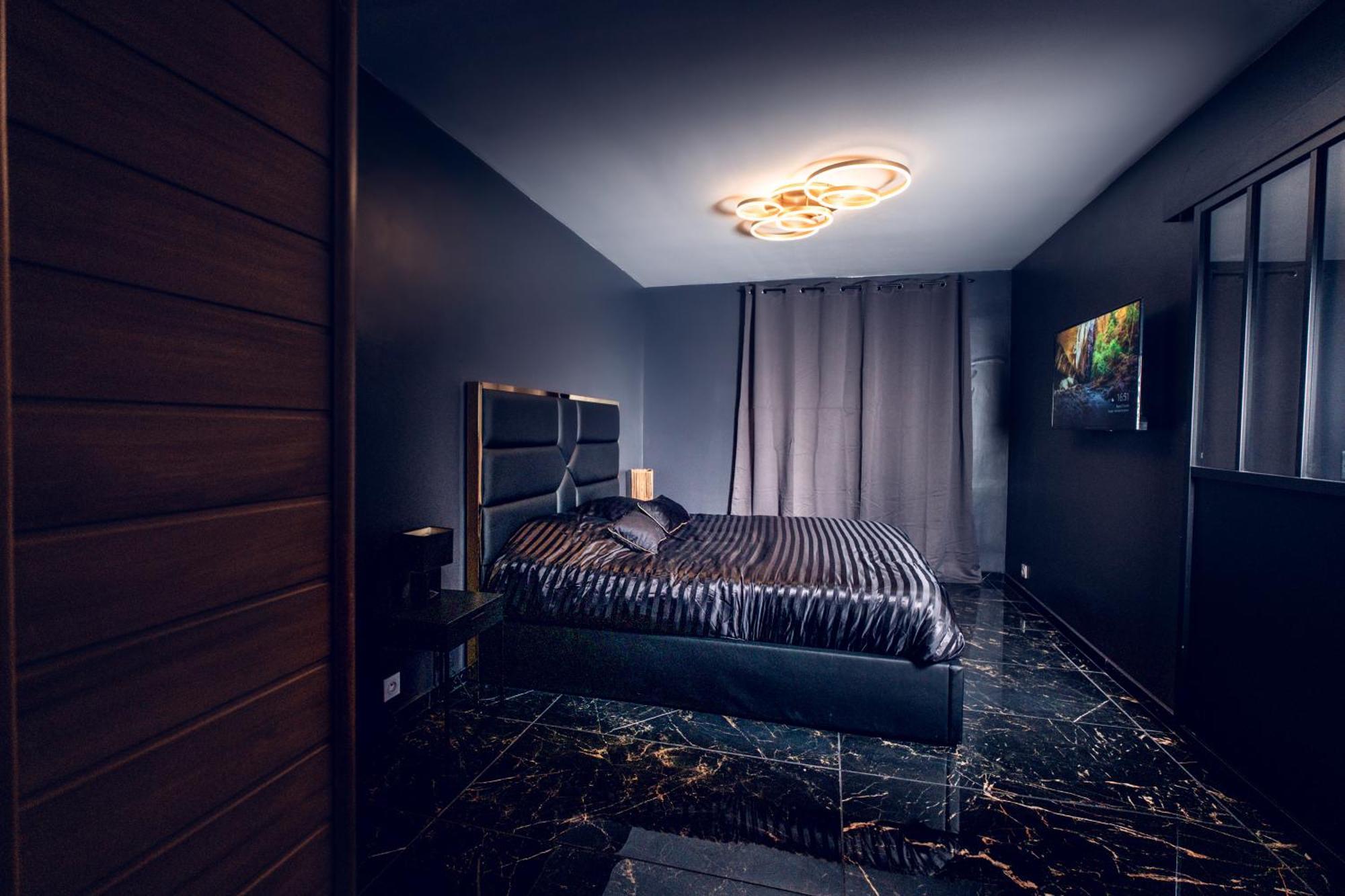 L Escale Jacuzzi Et Sauna Évreux Zewnętrze zdjęcie
